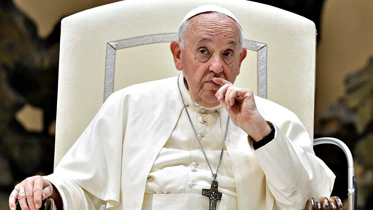 Папа Римський про війну в Україні: не соромно вести переговори